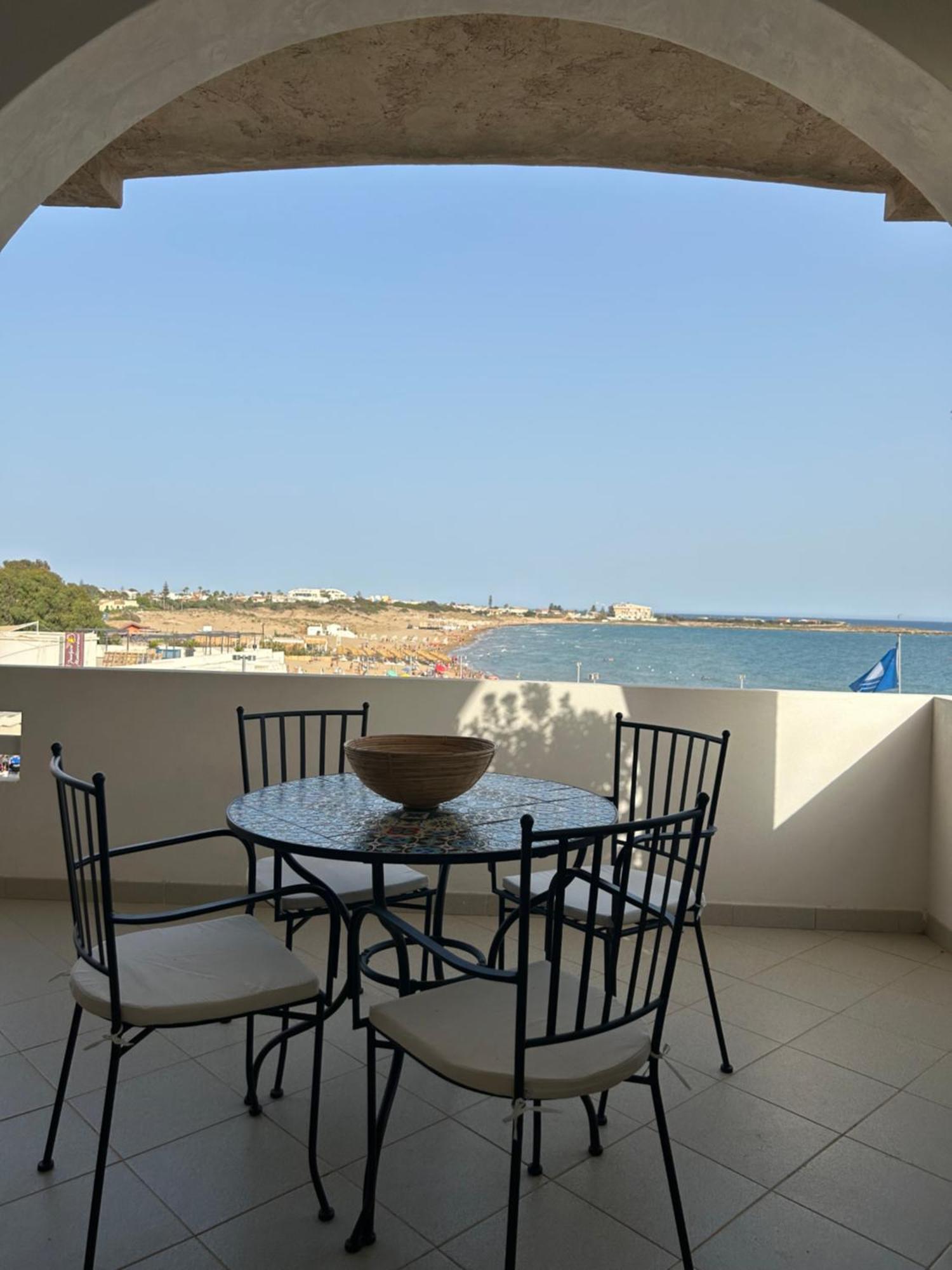 Terrazza Soleluna Marina di Modica Eksteriør billede